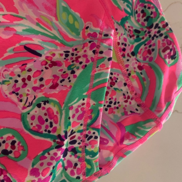 EEEUC SMALL, Lilly Pulitzer Mayans Cockatoo Pink Paws for a Cause Luxletic Skort - Picture 7 of 7